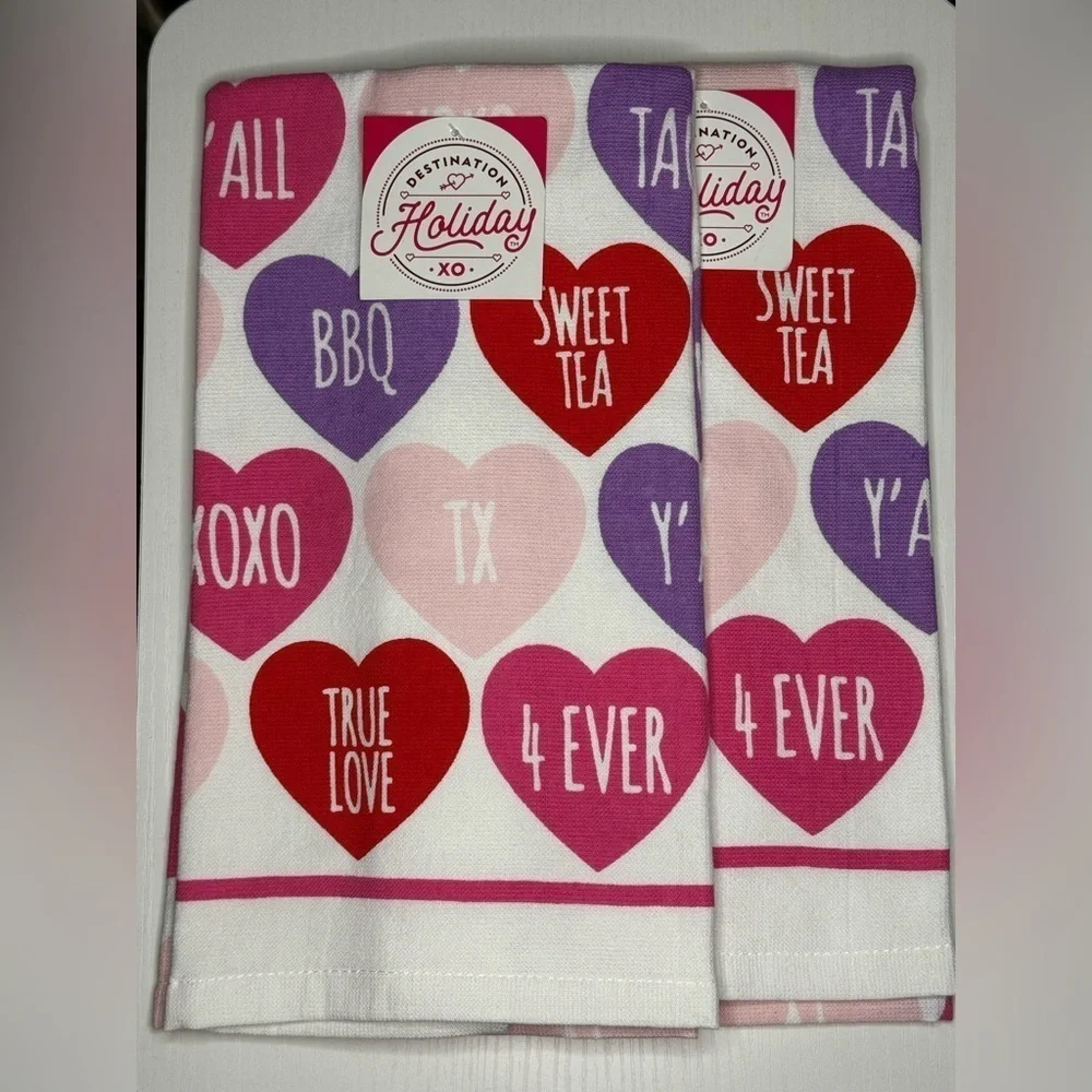 Destination Holiday Heart Kitchen Towel Set